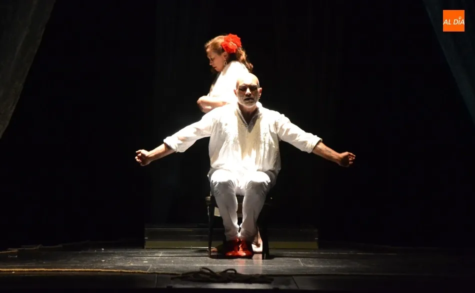 Foto 6 - El flamenco gu&iacute;a sobre las tablas del Teatro &lsquo;&iexcl;E.A!&rsquo;, basada en la enfermedad del Alzheimer  