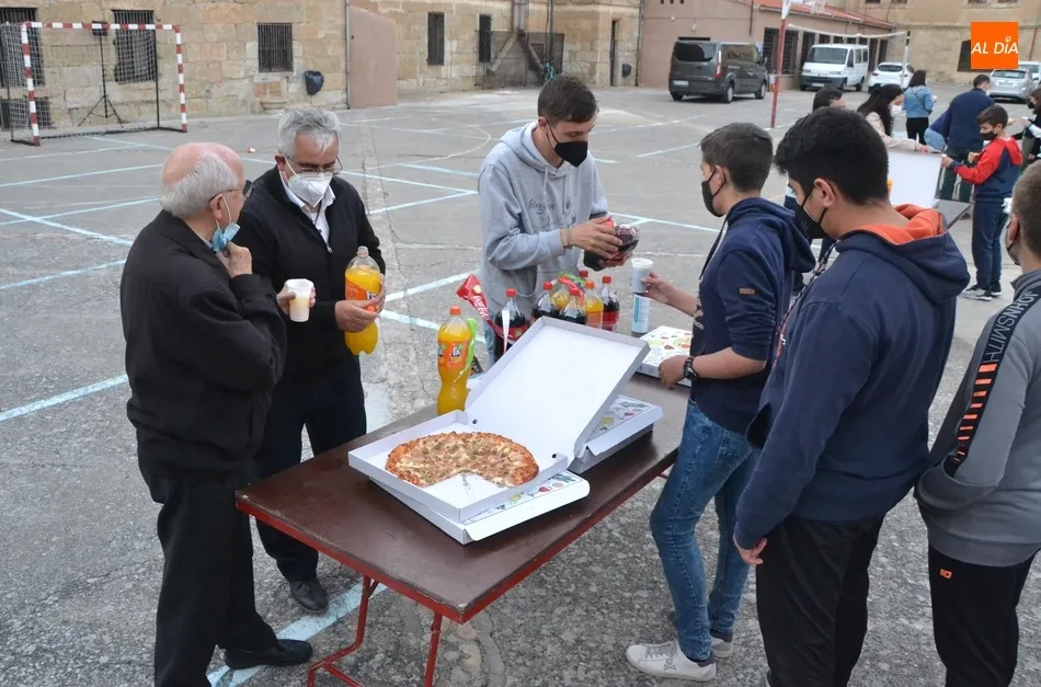 Foto 9 - Cerca de medio centenar de j&oacute;venes disfruta de una animada tarde de la mano de la Di&oacute;cesis  
