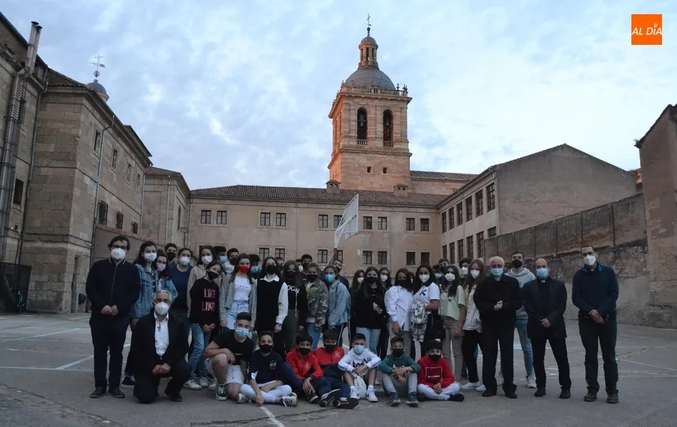 Cerca de medio centenar de jóvenes disfruta de una animada tarde de la mano de la Diócesis  