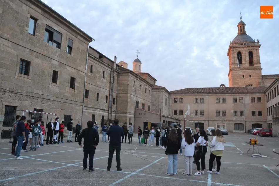 Foto 4 - Cerca de medio centenar de j&oacute;venes disfruta de una animada tarde de la mano de la Di&oacute;cesis  
