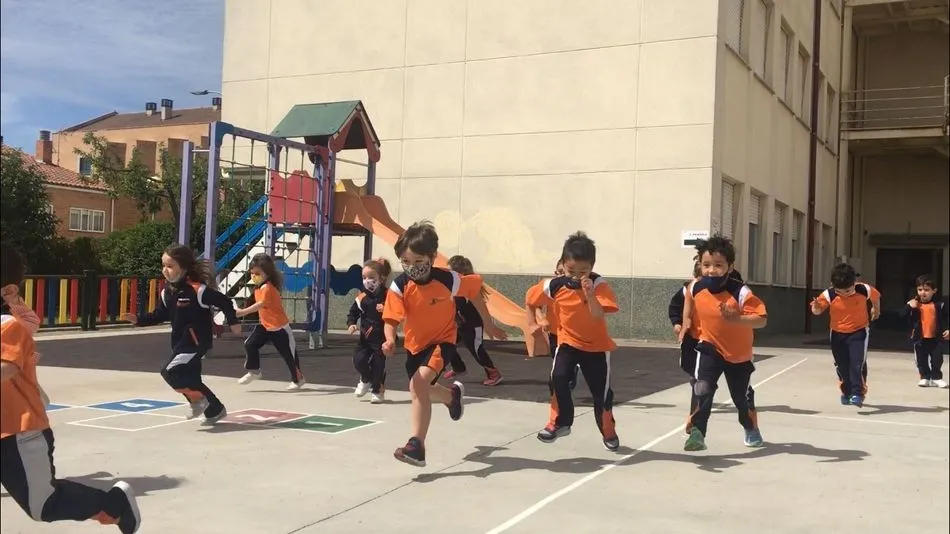 El Colegio Antonio Machado celebra una intensa semana de las fiestas del centro