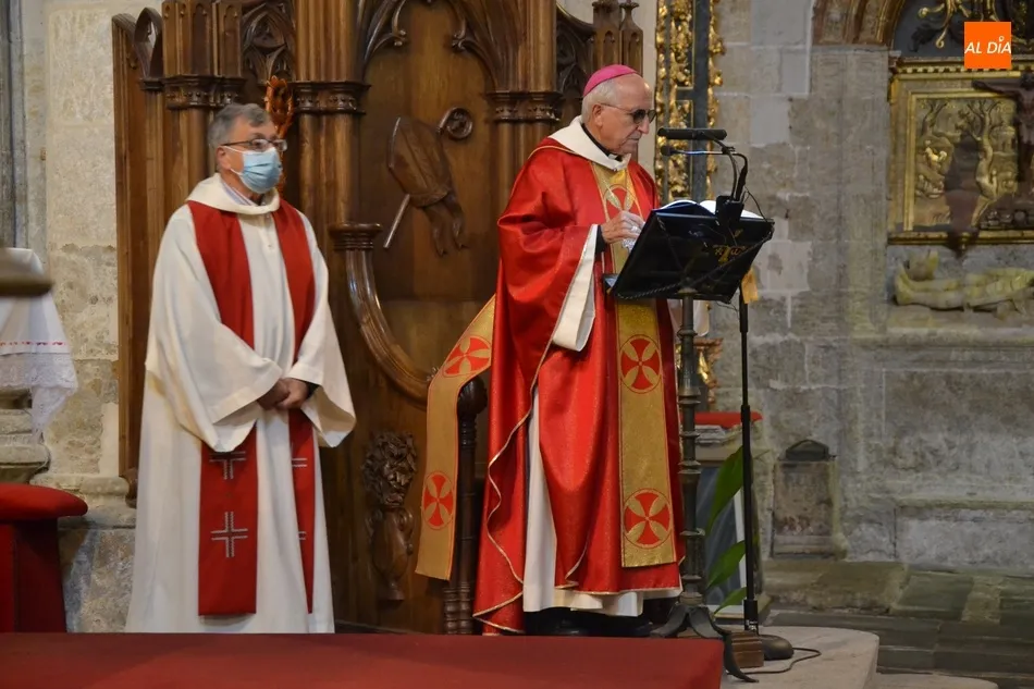 Foto 11 - La Di&oacute;cesis recupera el cl&aacute;sico Encuentro de Laicos con motivo de Pentecost&eacute;s  