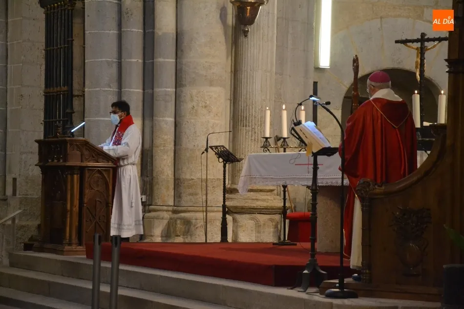 Foto 3 - La Di&oacute;cesis recupera el cl&aacute;sico Encuentro de Laicos con motivo de Pentecost&eacute;s  