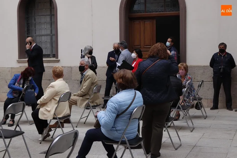 Foto 2 - La Diputaci&oacute;n rinde homenaje a sus trabajadores jubilados en 2020