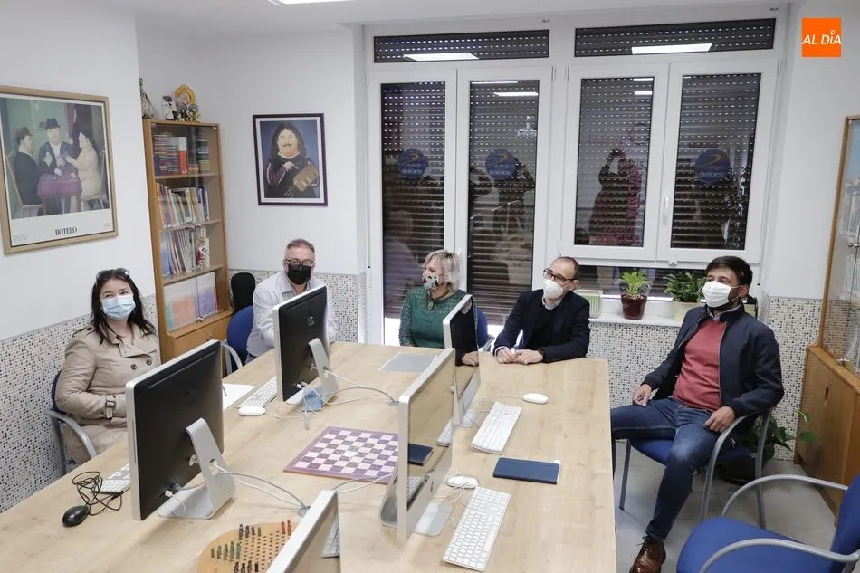 Foto 2 - El PSOE cr&iacute;tica la falta de apoyo de la Junta a las escuelas de espa&ntilde;ol de la regi&oacute;n