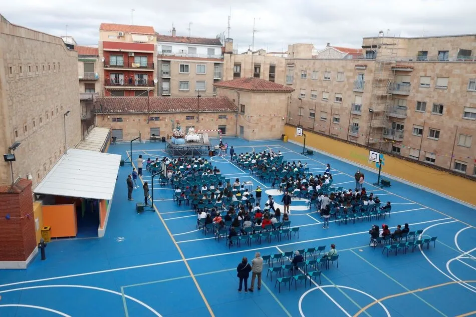 Foto 10 - Los alumnos del Colegio San Juan Bosco celebran la fiesta de Mar&iacute;a Auxiliadora&nbsp;