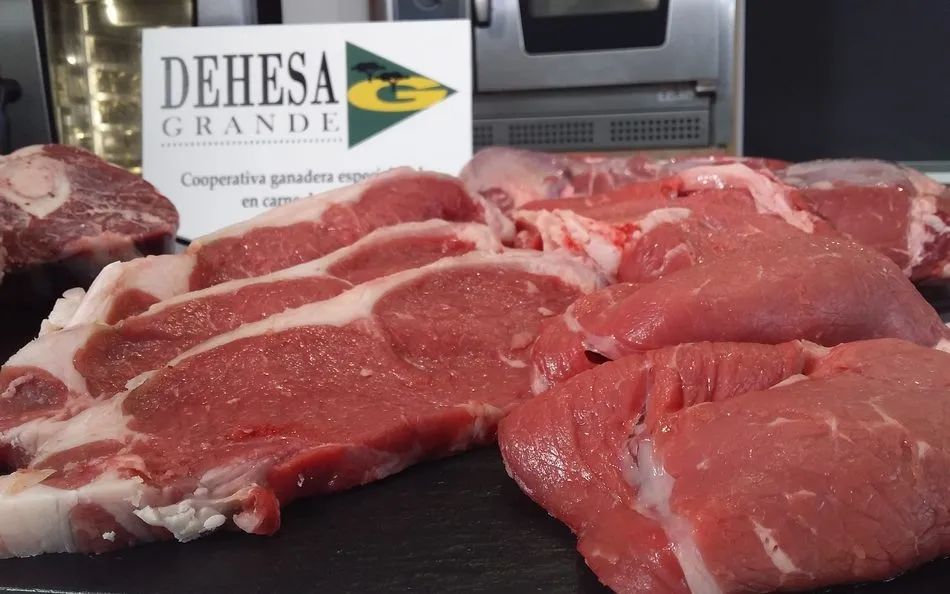 Foto 2 - Dehesa Grande lanza &lsquo;La dehesa m&aacute;s grande en tu mesa, una apuesta que a&uacute;na salud, calidad y...