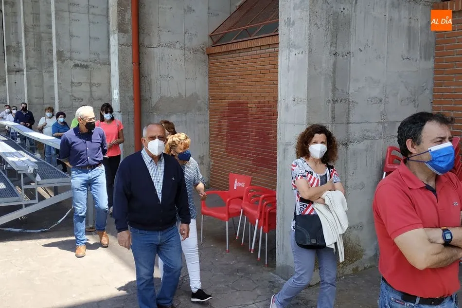 Foto 5 - Buen ritmo de vacunaci&oacute;n entre las personas de 56 a 59 a&ntilde;os de B&eacute;jar y comarca