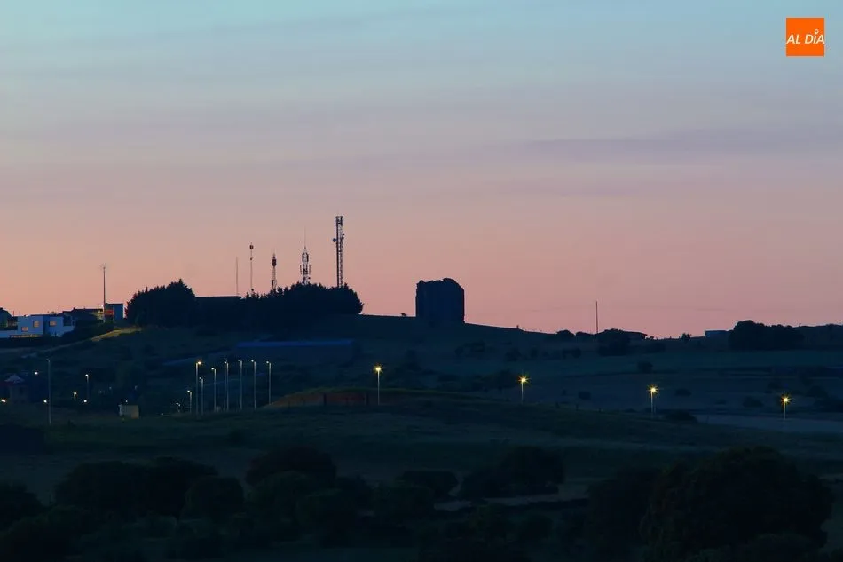 Foto 4 - As&iacute; se vio la superluna de flores en la comarca de Guijuelo