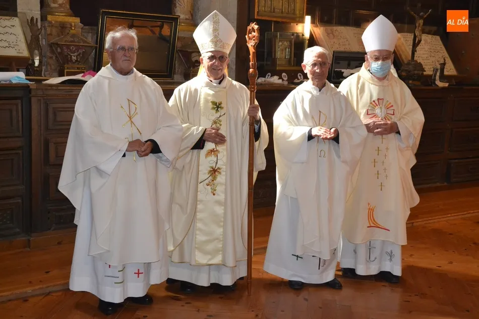 De izquierda a derecha, Ángel Rubio, Jesús García Burillo, Martín Benito y José Sánchez