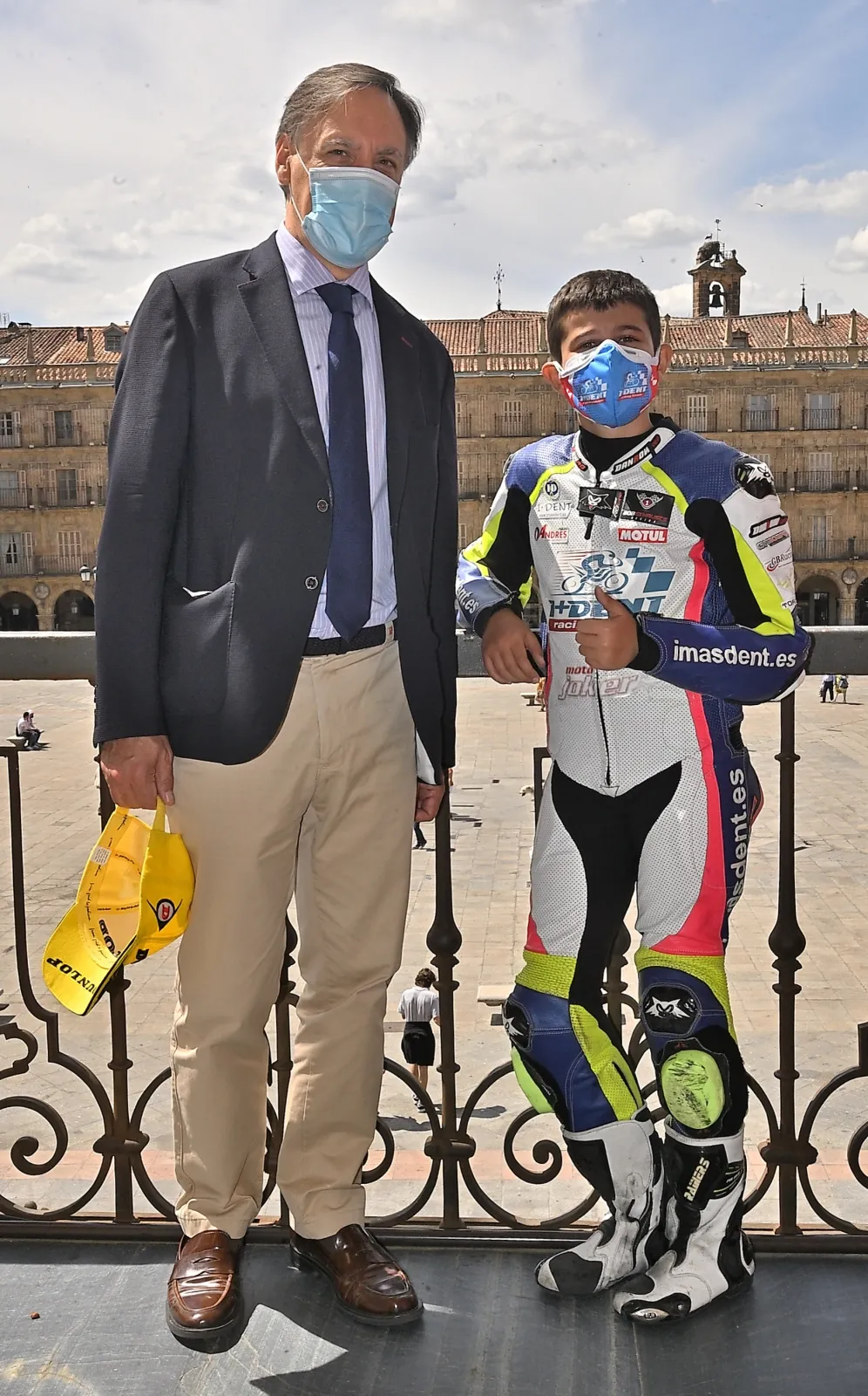 Foto 3 - El alcalde destaca el talento del piloto de motos Sergio Verdugo y le desea &eacute;xitos en su...