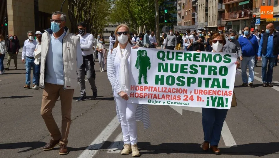 Manifestación en la Marea Blanca de Salamanca