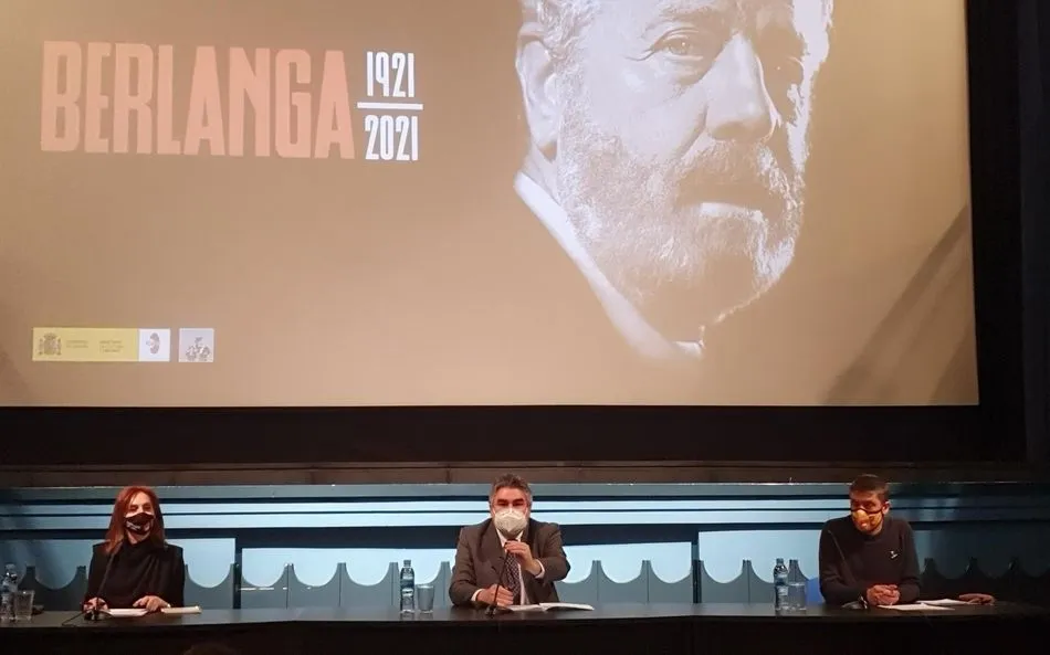 Un sello de Correos en homenaje al director de cine Luis García Berlanga 