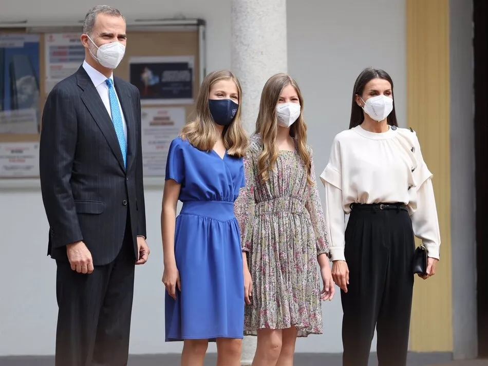 Los Reyes, la Princesa Leonor y la Infanta Sofía en la Confirmación de la heredera al trono. Foto: EP