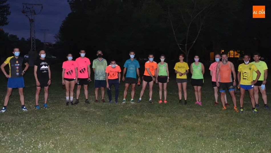 Una quincena de atletas disfruta de la nueva edición de la Ruta de la Luna Lunera  