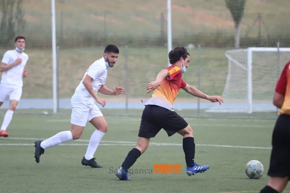 Foto 7 - El filial del Ribert golea al Carbajosa y queda campe&oacute;n de la fase regular de la Provincial (2-4)