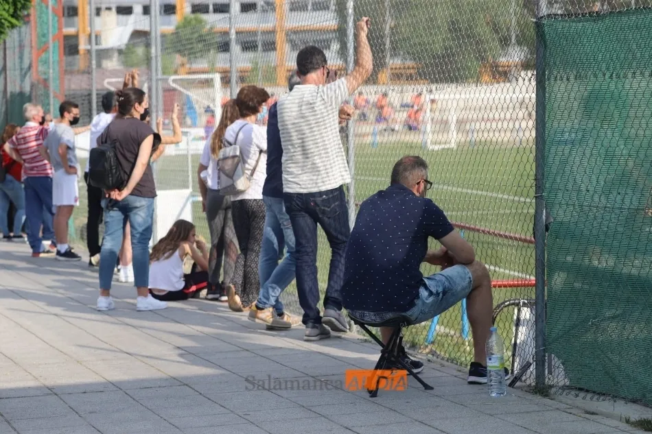 Foto 2 - Resultados, clasificaciones e im&aacute;genes del f&uacute;tbol base provincial