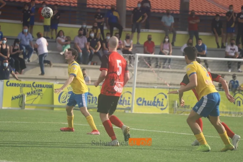Foto 10 - El Monterrey no consigue la machada y se despide de poder meterse en el playoff (3-2)