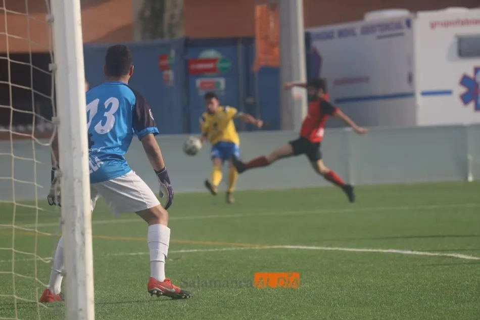 Foto 6 - El Monterrey no consigue la machada y se despide de poder meterse en el playoff (3-2)