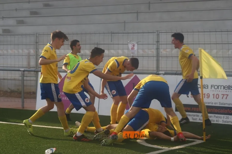 Foto 5 - El Monterrey no consigue la machada y se despide de poder meterse en el playoff (3-2)