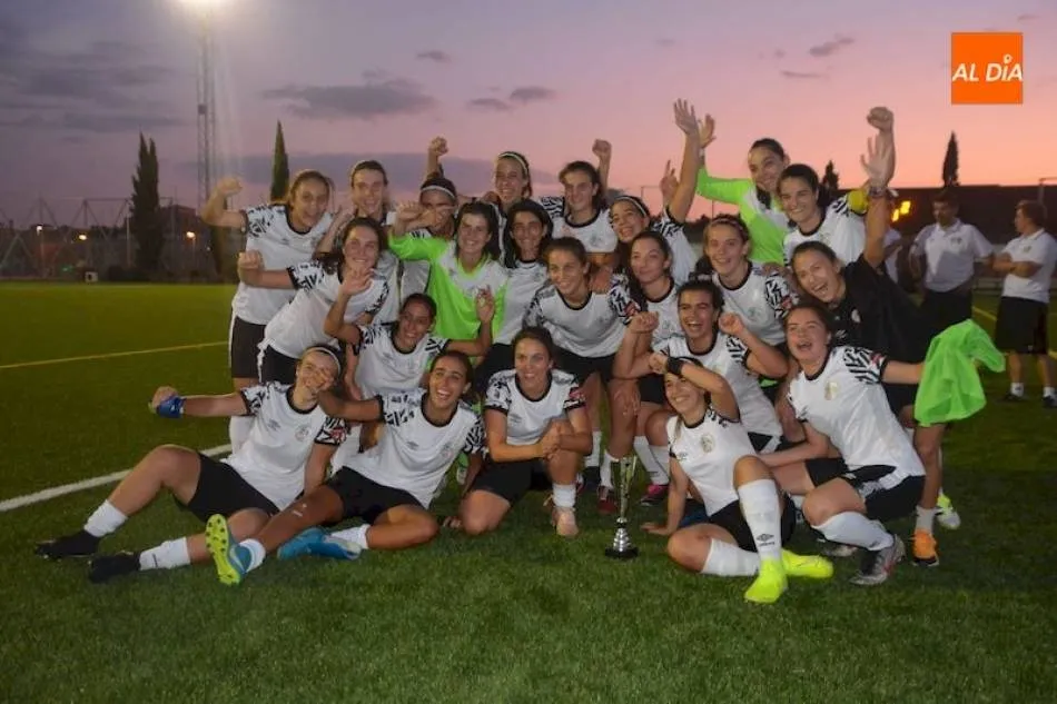 CD Salamanca Femenino, equipo con el que se acaba de renovar connvenio - Archivo