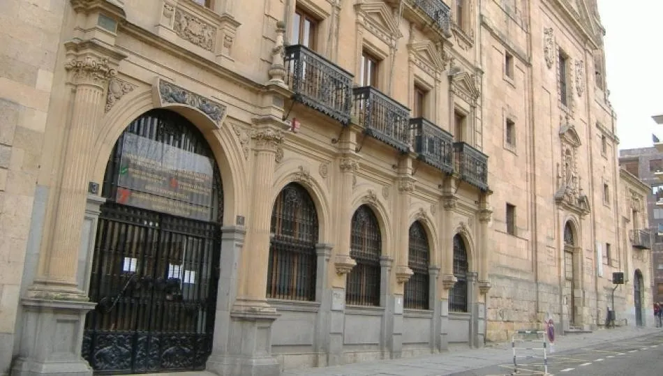 Centro Documental de la Memoria Histórica en la Plaza de los Bandos - Archivo