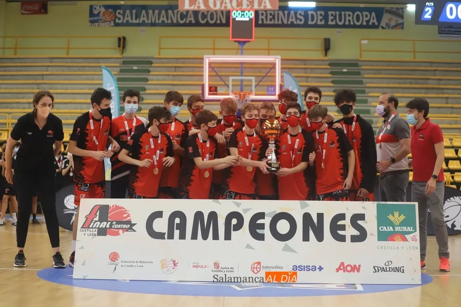 Foto 7 - El CB Tormes, campe&oacute;n de Castilla y Le&oacute;n en la Final a 4 infantil de Salamanca
