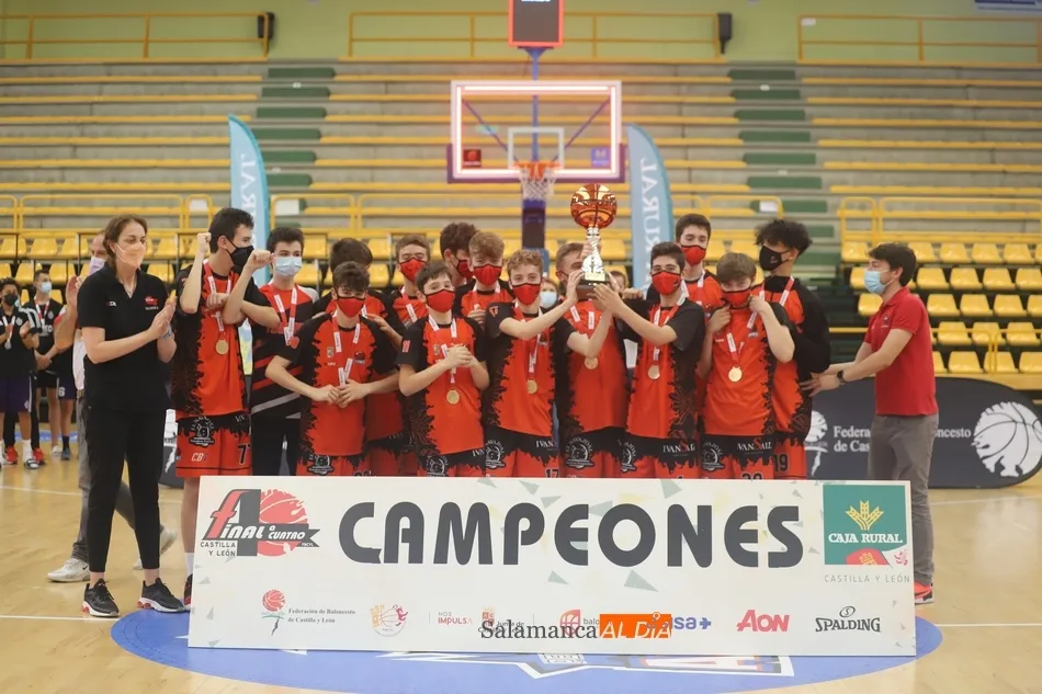 Foto 5 - El CB Tormes, campe&oacute;n de Castilla y Le&oacute;n en la Final a 4 infantil de Salamanca