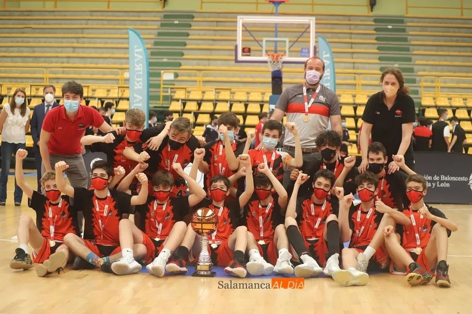 Foto 3 - El CB Tormes, campe&oacute;n de Castilla y Le&oacute;n en la Final a 4 infantil de Salamanca