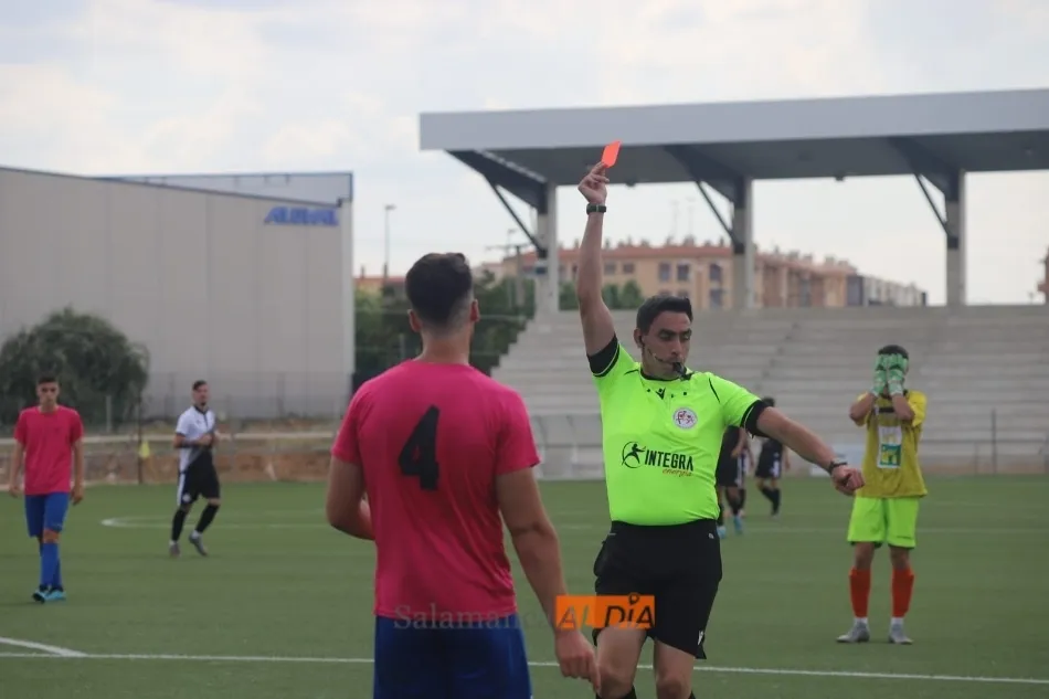 Foto 10 - Victorias de Unionistas y el Guijuelo; empates del Salamanca UDS y el Villamayor en el playoff a...