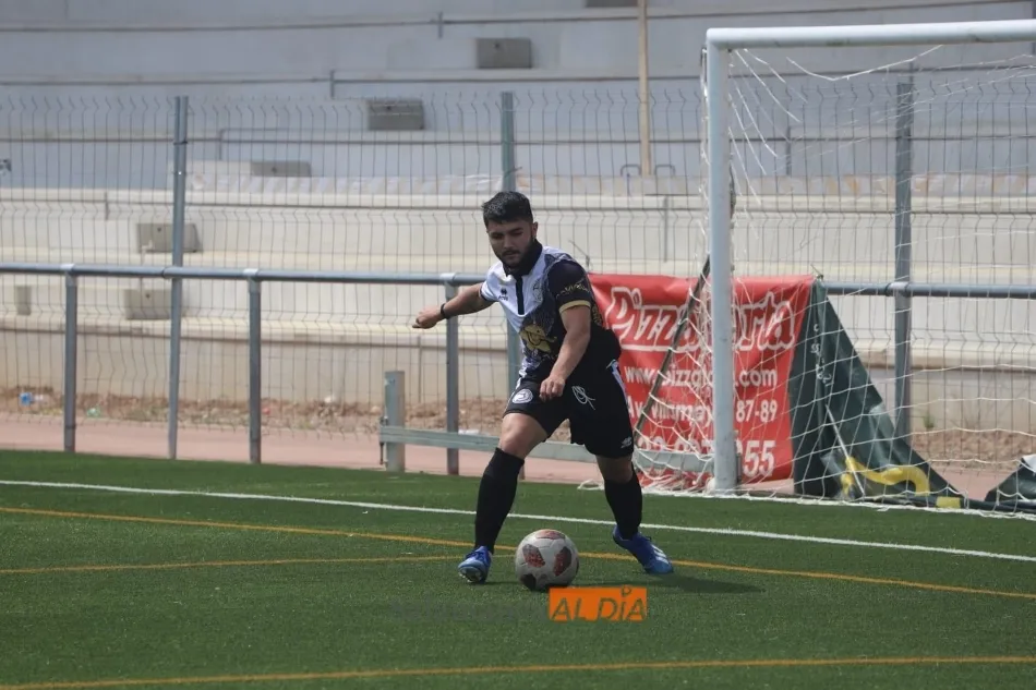 Foto 9 - Victorias de Unionistas y el Guijuelo; empates del Salamanca UDS y el Villamayor en el playoff a...