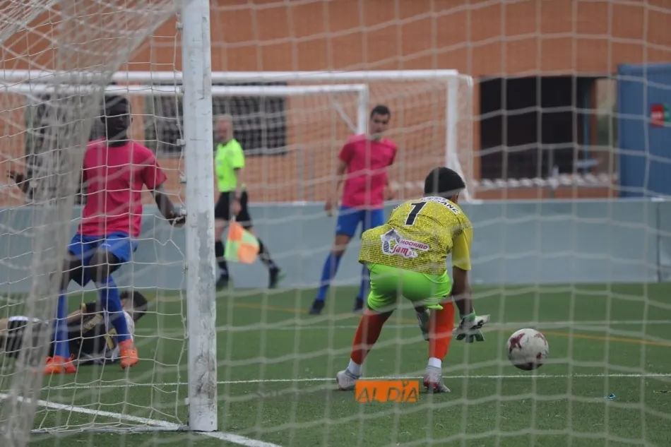 Foto 7 - Victorias de Unionistas y el Guijuelo; empates del Salamanca UDS y el Villamayor en el playoff a...