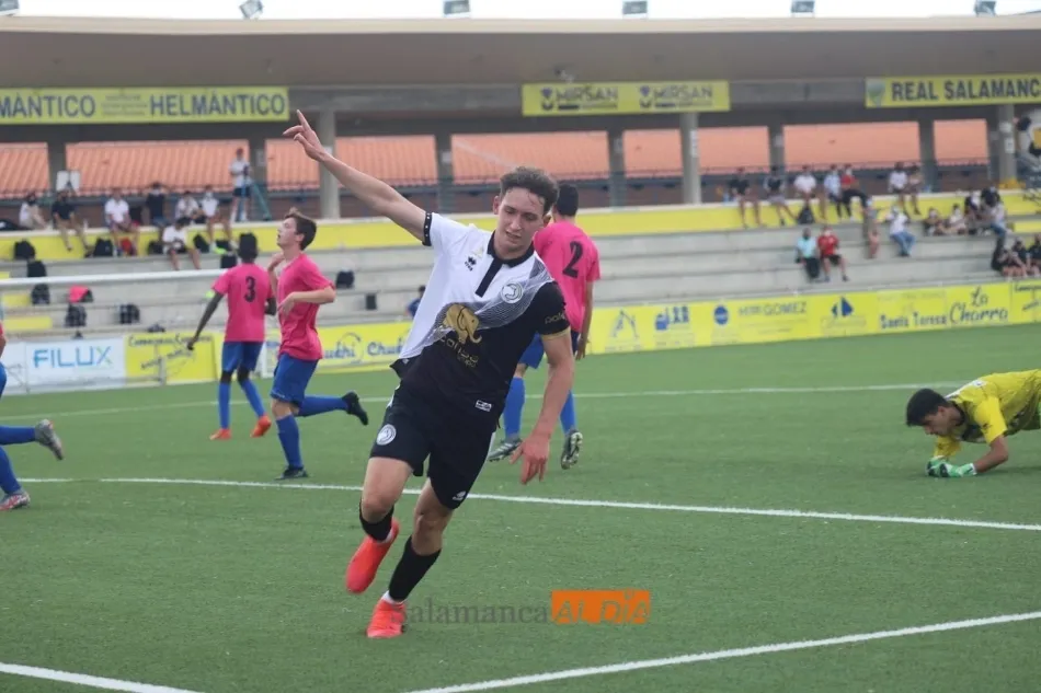 Foto 5 - Victorias de Unionistas y el Guijuelo; empates del Salamanca UDS y el Villamayor en el playoff a...