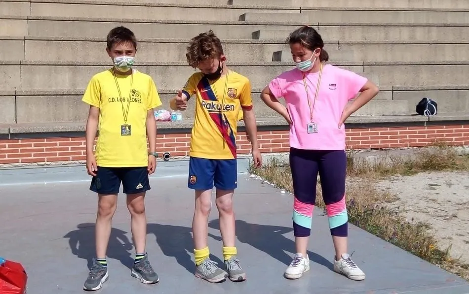 Foto 5 - Buen papel de los representantes del CD Los Leones de Vitigudino en los Juegos Escolares  
