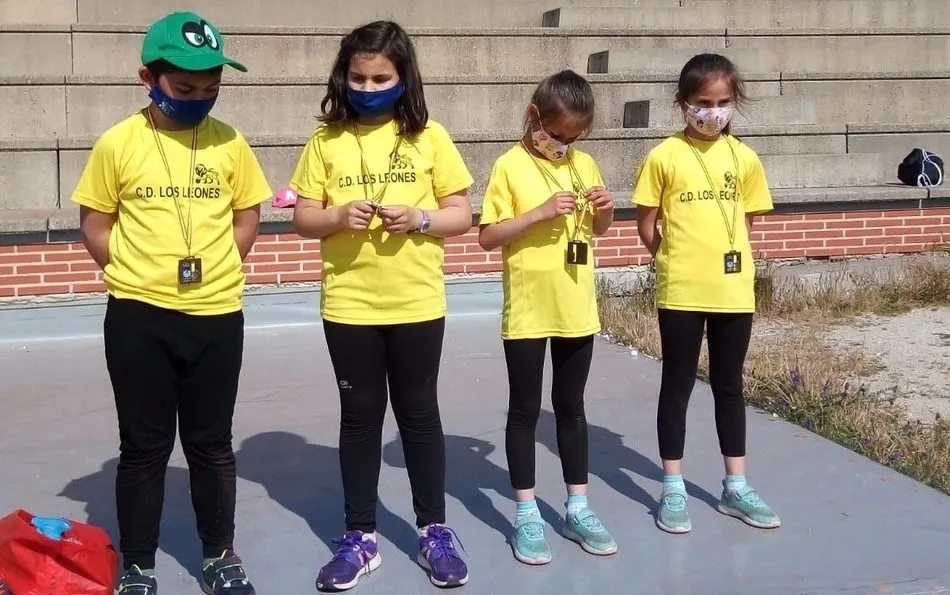 Foto 2 - Buen papel de los representantes del CD Los Leones de Vitigudino en los Juegos Escolares  