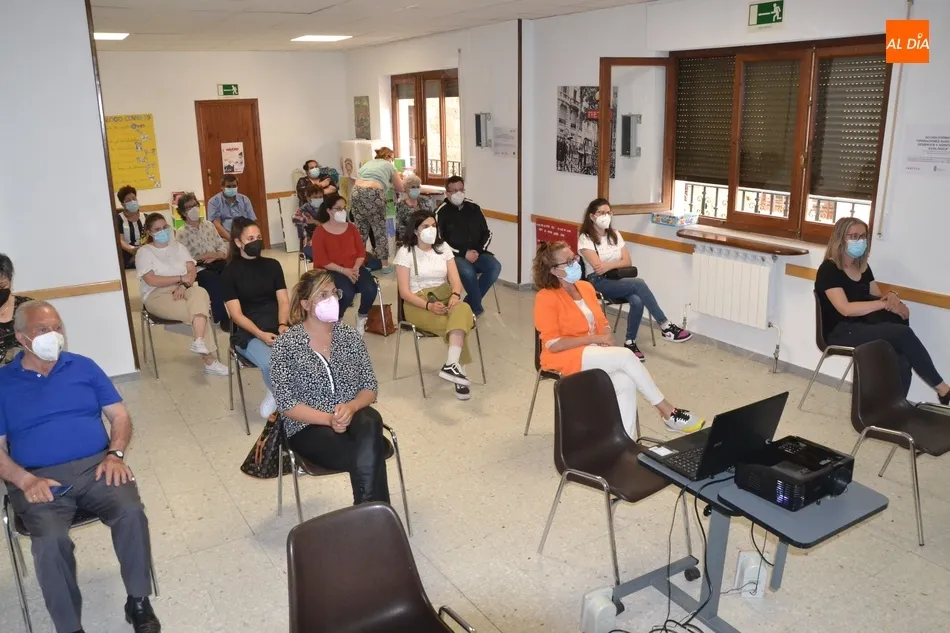 Cáritas da arranque con un vídeo-fórum a su Semana de la Caridad 2021  