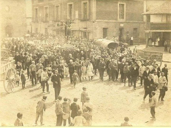 Foto 3 - Tamames y sus fiestas del Cristo del Amparo