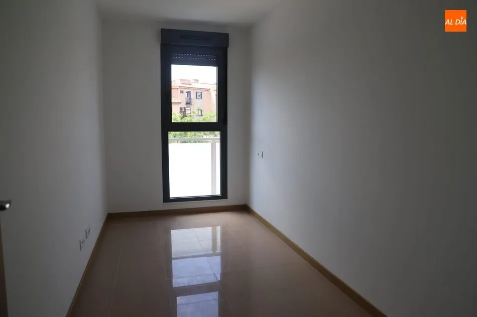 Foto 9 - Entregadas las llaves a los 15 primeros inquilinos de la nueva promoci&oacute;n de vivienda p&uacute;blica de...