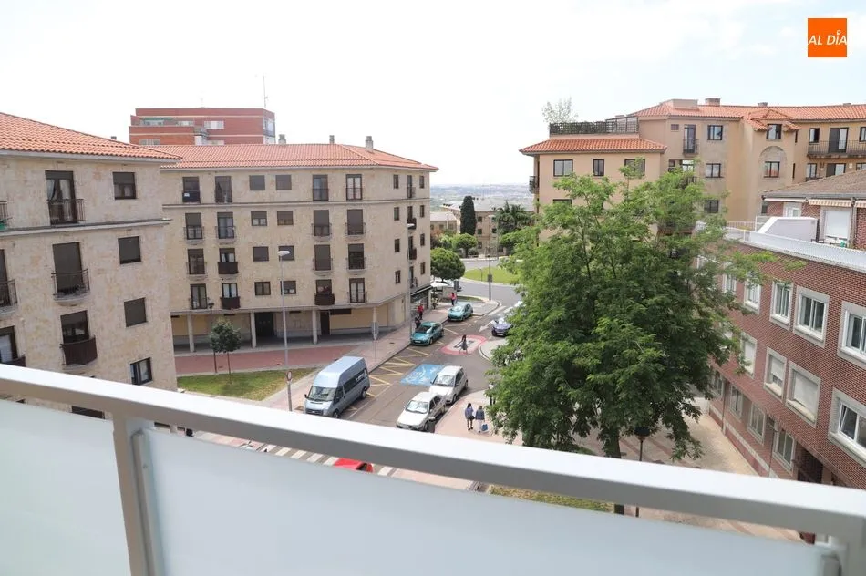 Foto 5 - Entregadas las llaves a los 15 primeros inquilinos de la nueva promoci&oacute;n de vivienda p&uacute;blica de...