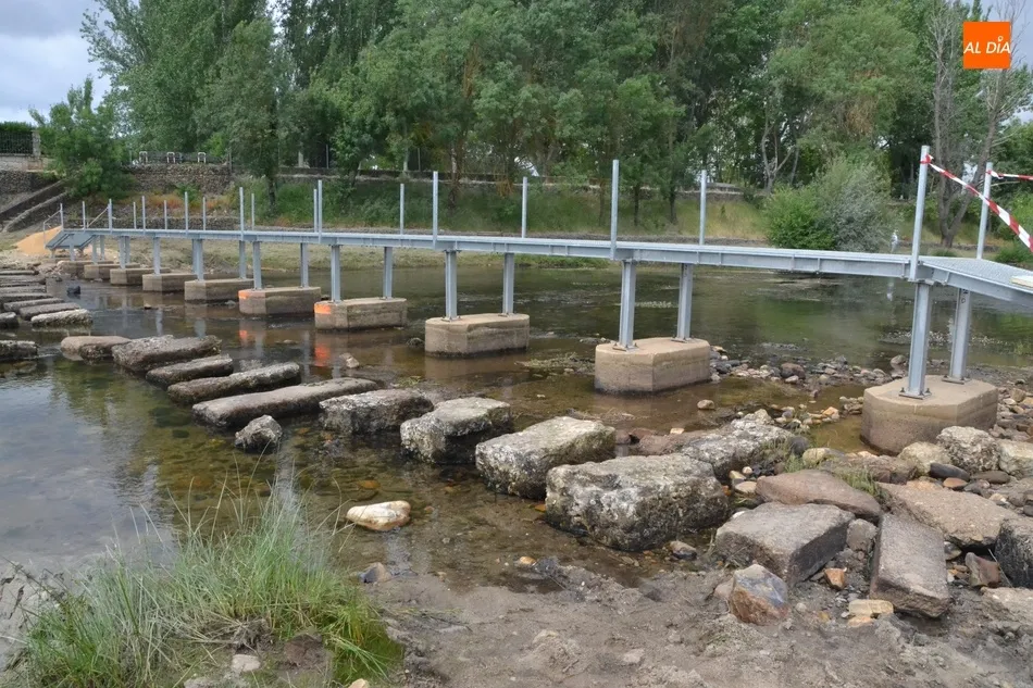 La pasarela del Águeda ya está de vuelta  