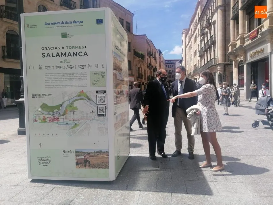 Foto 10 - El Ayuntamiento muestra en una exposici&oacute;n los avances para hacer la ciudad es m&aacute;s saludable y...
