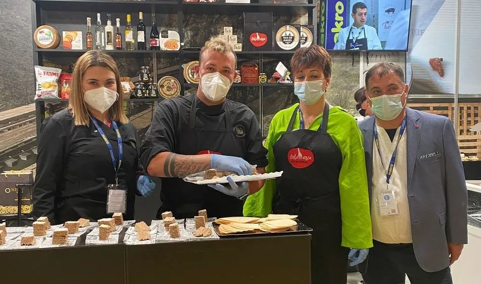 Foto 3 - Degustaci&oacute;n de Hornazo de Salamanca en la tercera y &uacute;ltima jornada en Madrid Fusi&oacute;n