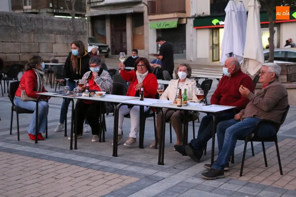 Foto 4 - La proyecci&oacute;n &lsquo;El Corpus, sentimiento de un pueblo&rsquo;, da el pistoletazo de salida a la...