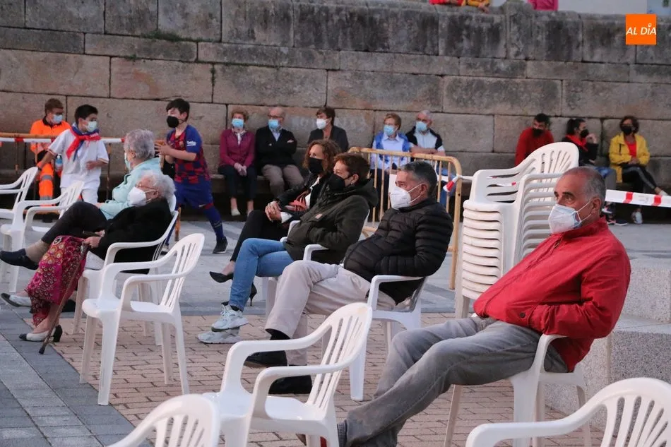 Foto 2 - La proyecci&oacute;n &lsquo;El Corpus, sentimiento de un pueblo&rsquo;, da el pistoletazo de salida a la...