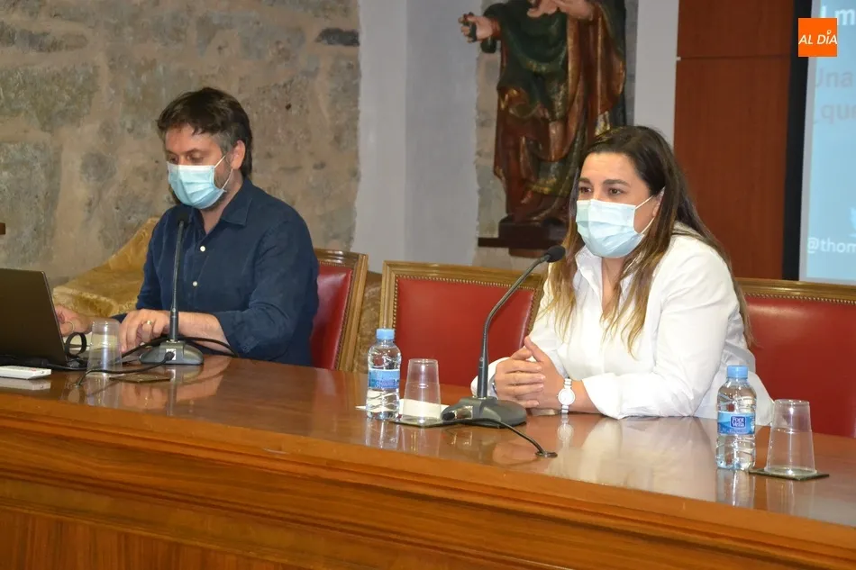 Foto 7 - El psic&oacute;logo Thomas Ubrich analiza en la Semana de la Caridad los efectos de la pandemia  