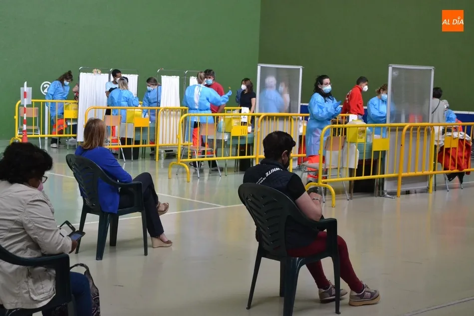 Foto 10 - Todas las personas de la comarca de m&aacute;s de 50 a&ntilde;os ya tienen al menos una dosis de la vacuna  