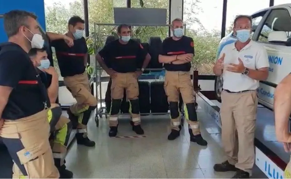 Foto 3 - Los Bomberos toman parte en Madrid en un curso de conducci&oacute;n en situaciones especiales  