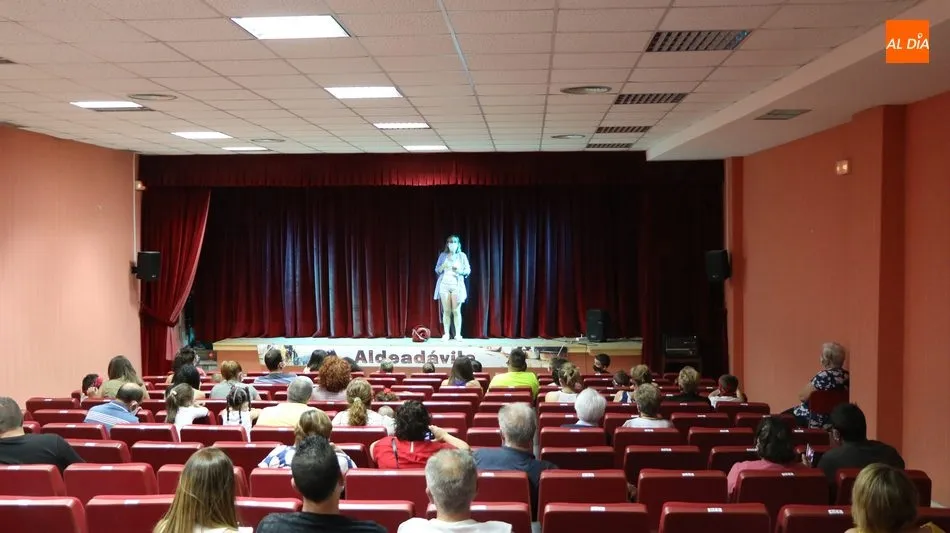 Foto 10 - Los participantes del taller de teatro infantil de Aldead&aacute;vila cierran el curso con dos...