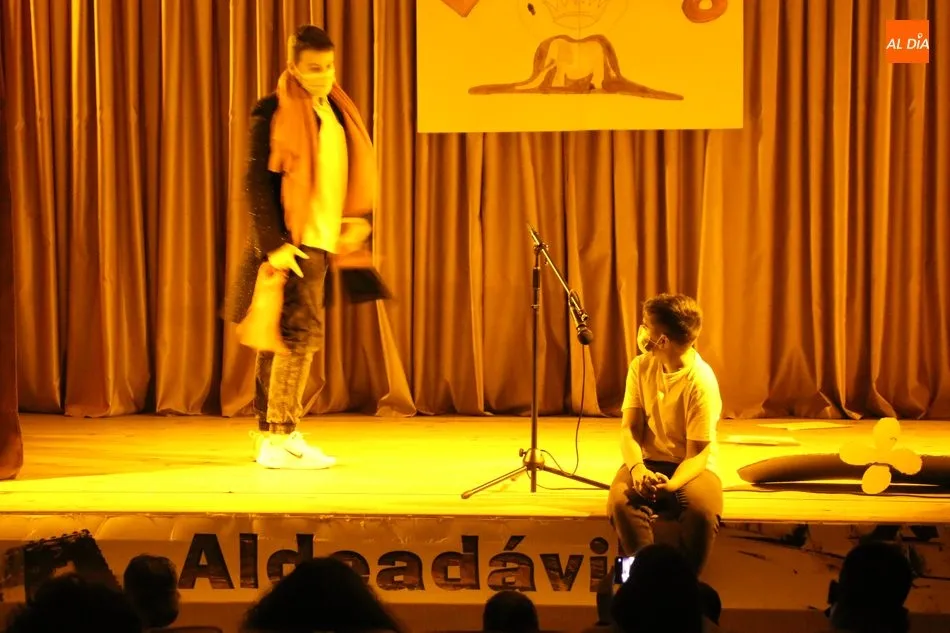 Foto 5 - Los participantes del taller de teatro infantil de Aldead&aacute;vila cierran el curso con dos...