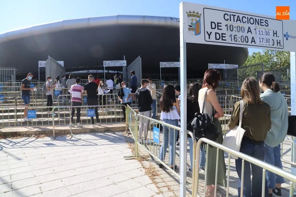 Foto 5 - Nueva jornada de vacunaciones en el Multiusos S&aacute;nchez Para&iacute;so
